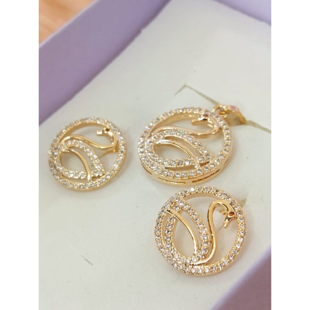 Golden Time 18k Gold Plated Swan Earrings and Pendant Set. - Picture 2 of 7